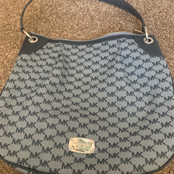 Authentic  BAG - Picture 1 of 1